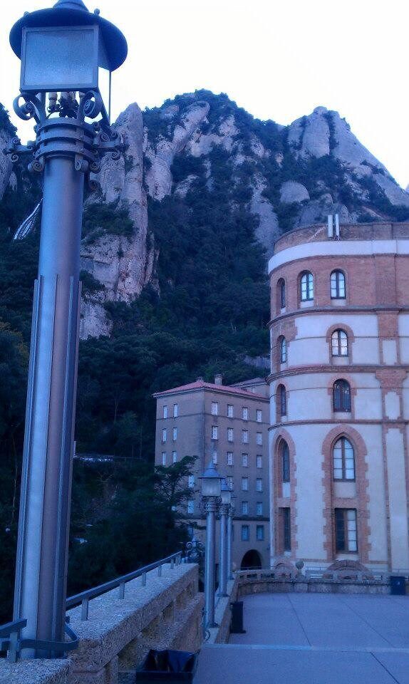 0_d932e6a4-b1d7-4d82-8660-2a742630690b_raw