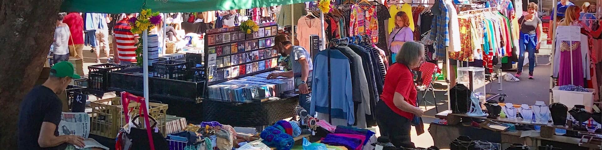 Happy Earth Day everyone! It's great to see that Sydney has a thriving community around vintage and pre-loved goods and fashion. Rozelle Markets is on every weekend and by shopping there you can support the local community and contribute to a more circular economy. #LifeAtExpedia