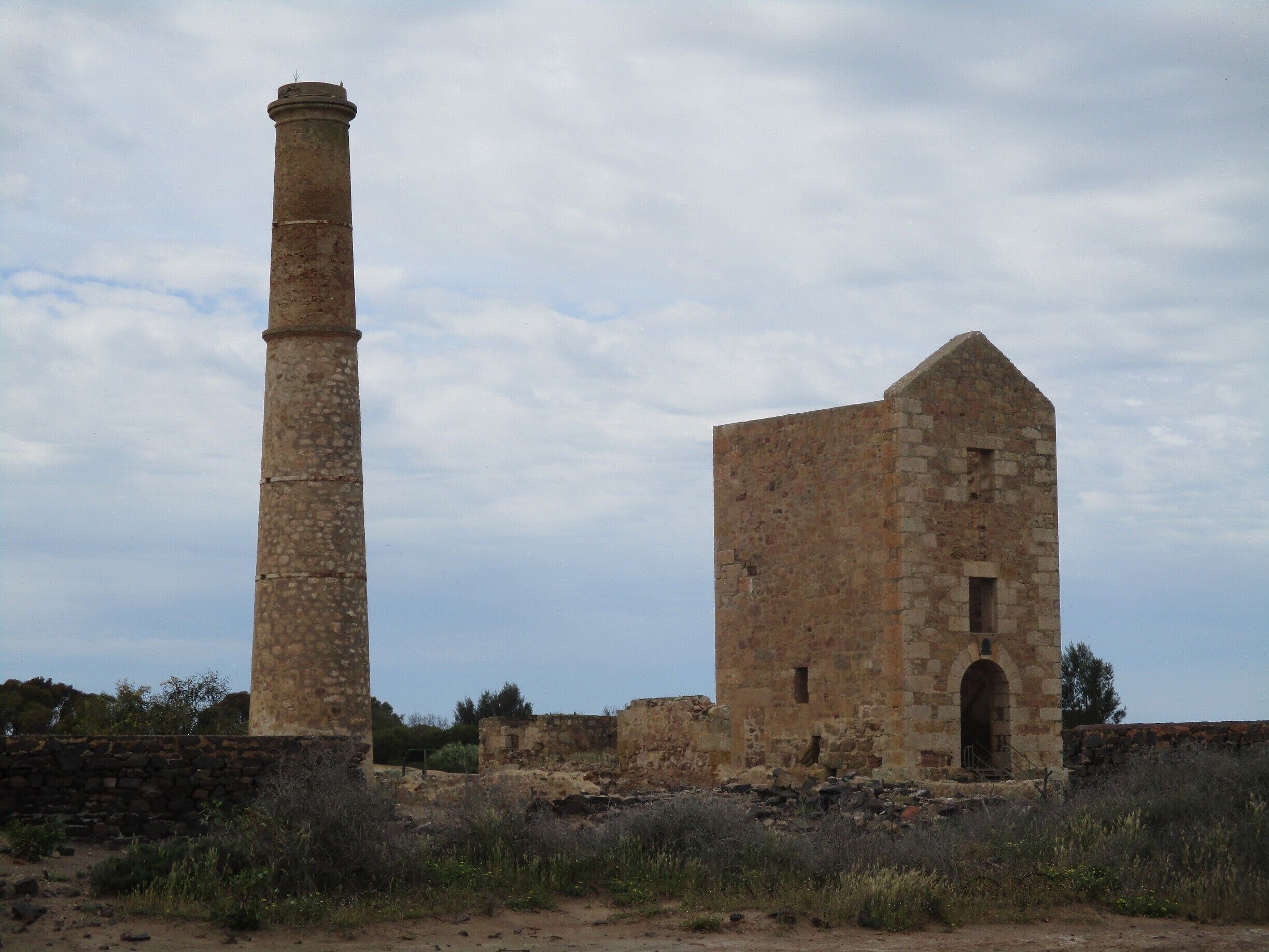 Cool place outside the township of Moonta, an old copper mining town, where ruins of an old mine are.  This is the Hughes Enginehouse
