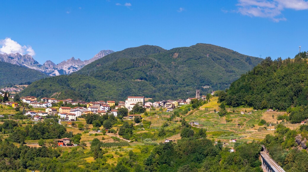 Apuane Mountains, Poggio, Garfagnana, Tuscany