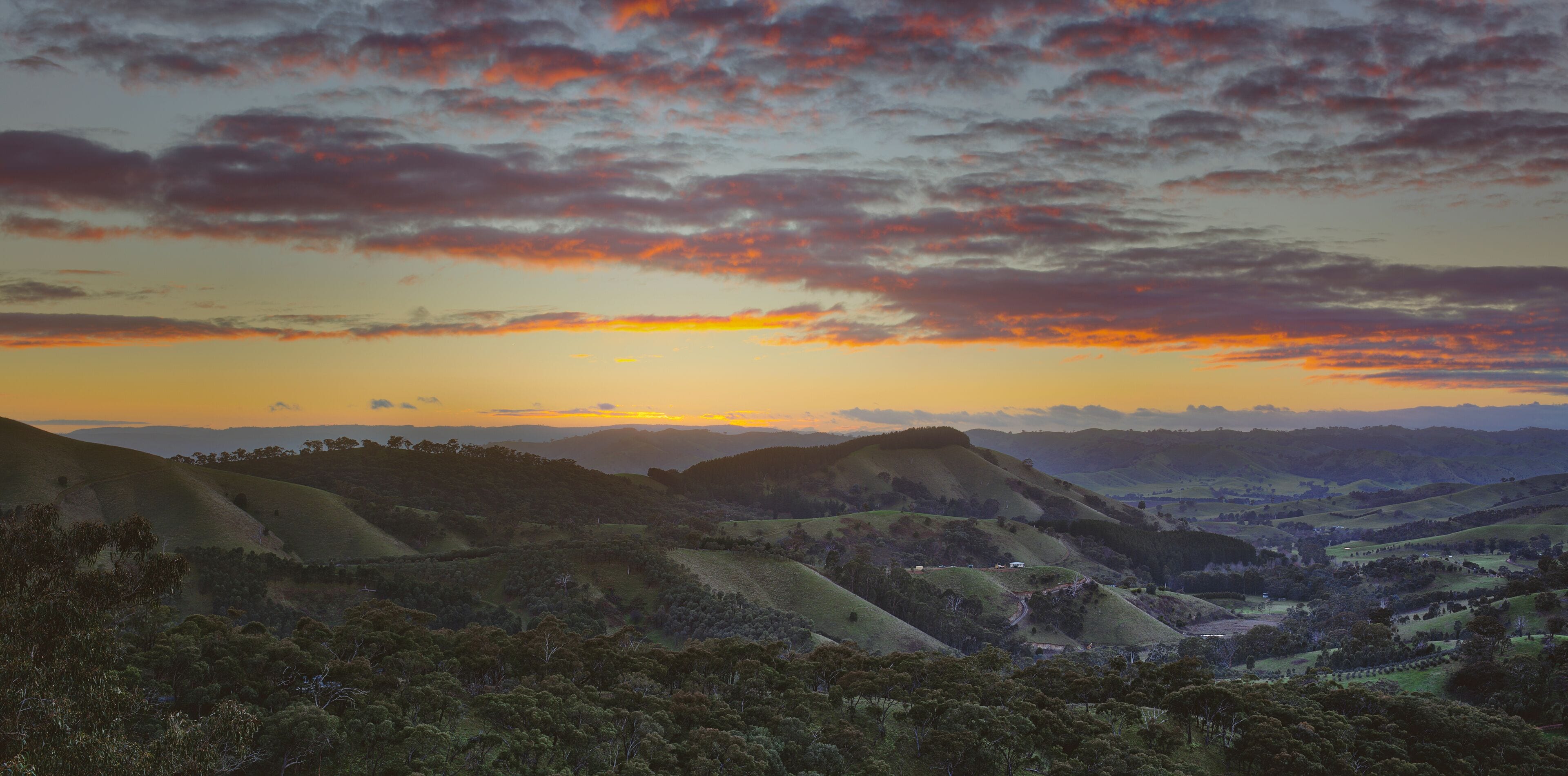 Pre-sunrise Murchison Gap Strath Creek
