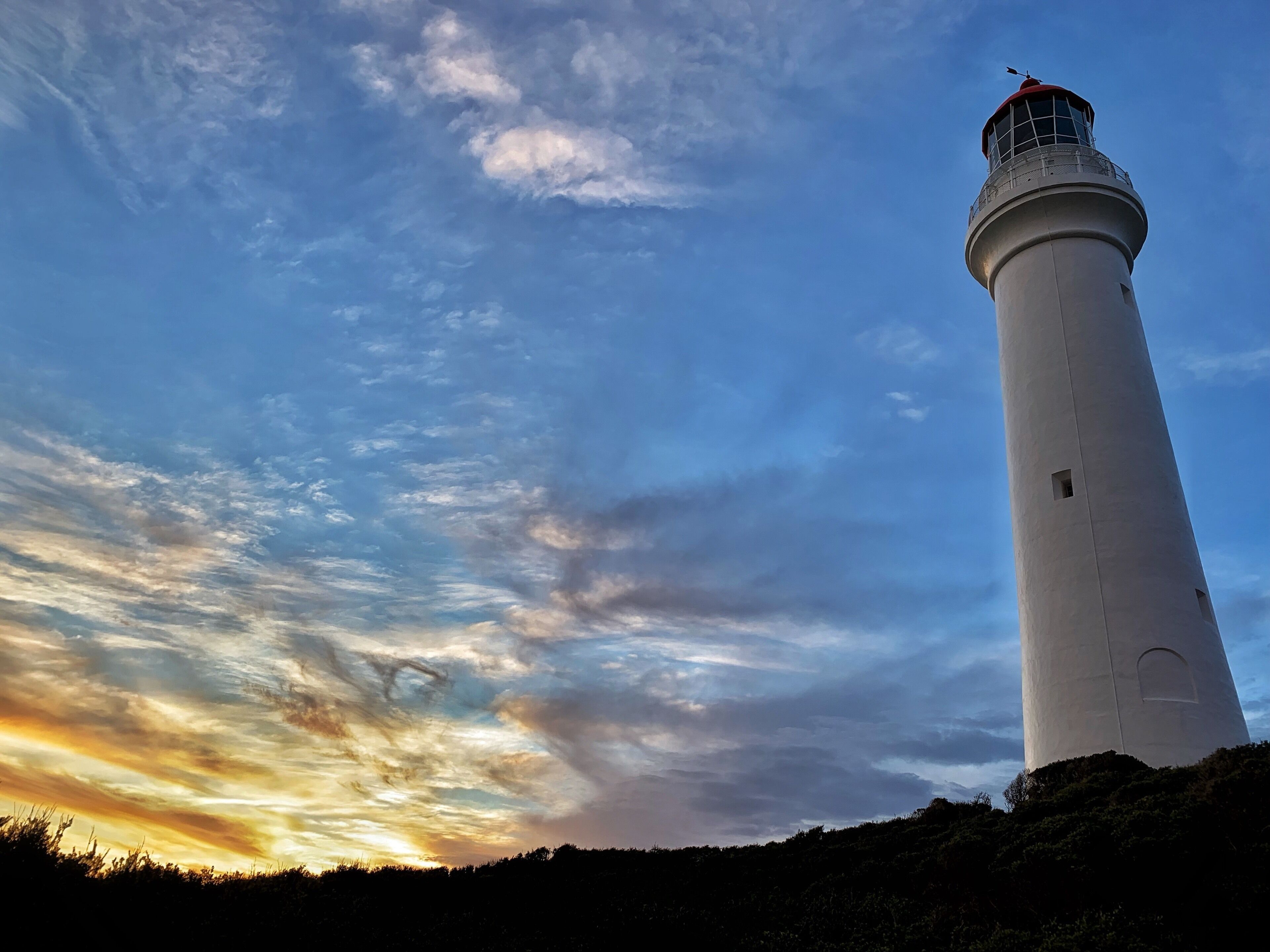 Colors of a winter's evening on the Split Point Lighthouse. On the Great Ocean Drive in Australia.