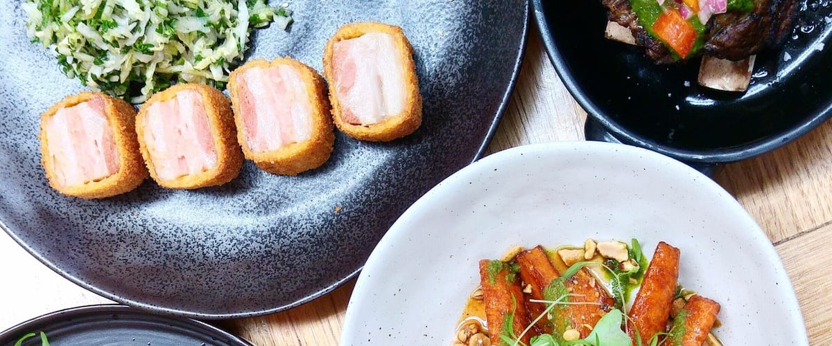 With a focus on modern Argentinian cuisine, it is obvious that a theology of ‘food should be shared’ drives the menu.  If you can, you want to order the Seis Pasos.  This is a six step menu that is designed by the chef and brought to your table for your enjoyment. 
You will be surprised at the generosity of this menu option, the courses are so very tasty and it is a feast for the tastebuds and the soul.
(read more at yarravalleylife.com)
#melbourne #foodandwine #argentinianfood #theindependent #yarraranges