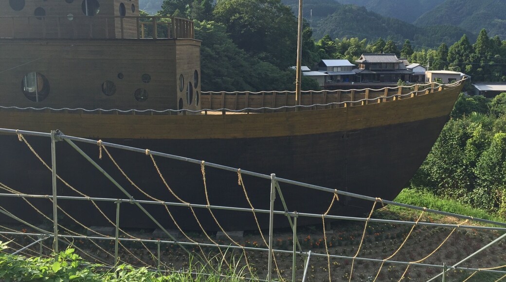 In the heart of Japanese countryside and mountains, it's a surprise to find this enormous wooden boat. But you'll get great valley views from it