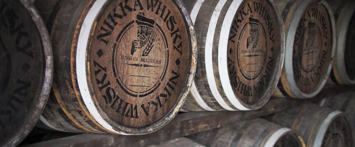 Entry to the distillery is free, and includes three whisky samples - the blend, the 10 and the 17 year old.