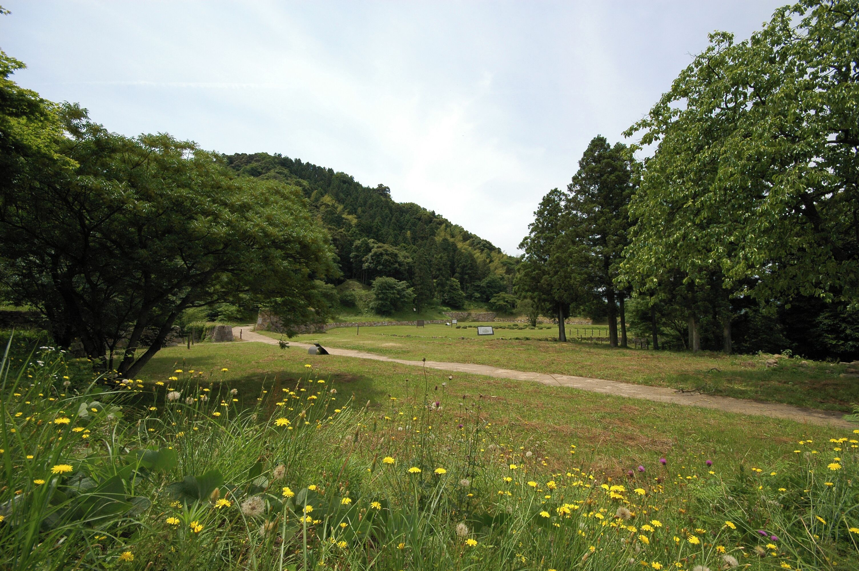 remains of Sanchu-goten