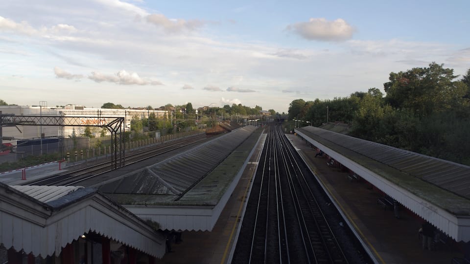 Kenton railway station on the Watford DC Line, looking south from the overbridge.