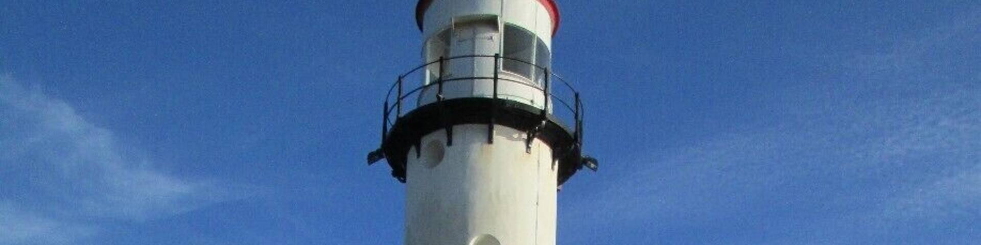 Beautiful lighthouse, and an excellent spot to sit and eat an ice cream cone from the nearby ice cream shop!