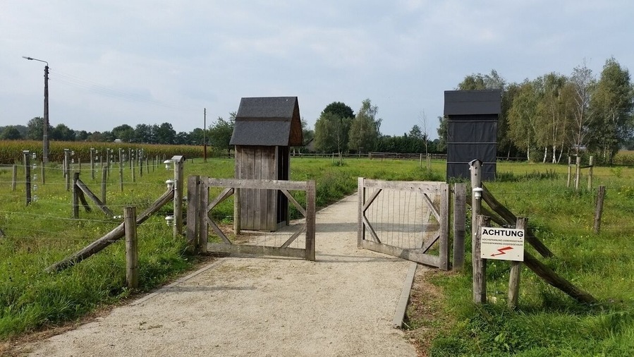 Electric fence. WW1