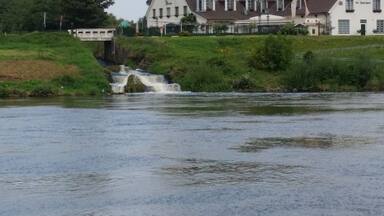 Leuk pontje bij Ophoven. Voor 1 euro zetten ze je over.