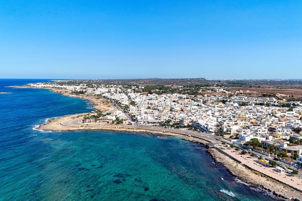 Torre San Giovanni is renowned for its long white beaches of incredible beauty and quality combined with a particularly light blue and transparent sea with shallow waters for very long stretches