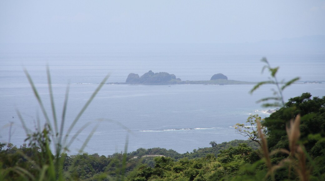 Taitung County Changbin Township YùZhăng Rd (HWY 30) View to Sansiantai Map is out of date. Position and heading will be adapted, when actualized map is available. Lord Koxinga (talk) 12:49, 1 May 2013 (UTC)