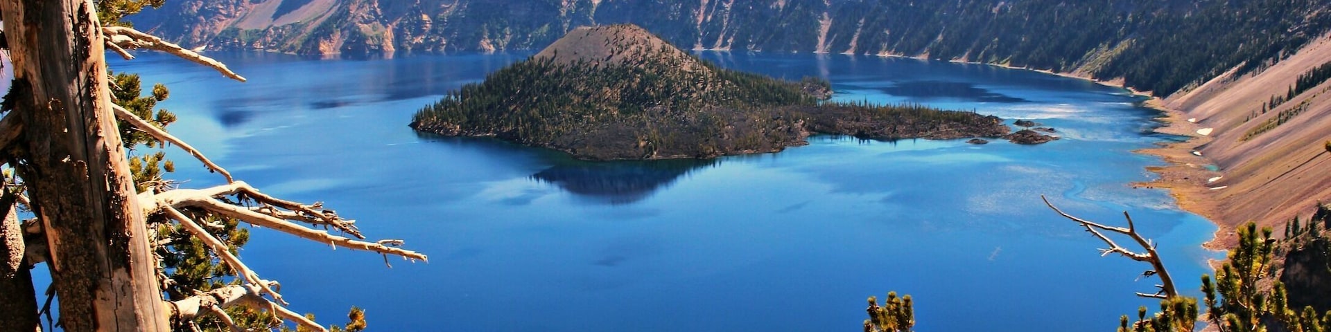 The lodge is a great place to recharge your phone or tap into wifi... also grab a delicious meal that is not over priced