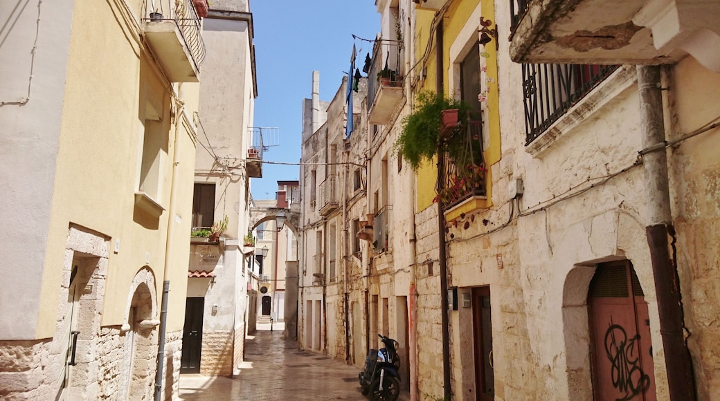 Italie Rutigliano Pouilles Puglia Apulia Bari ruelle pittoresque