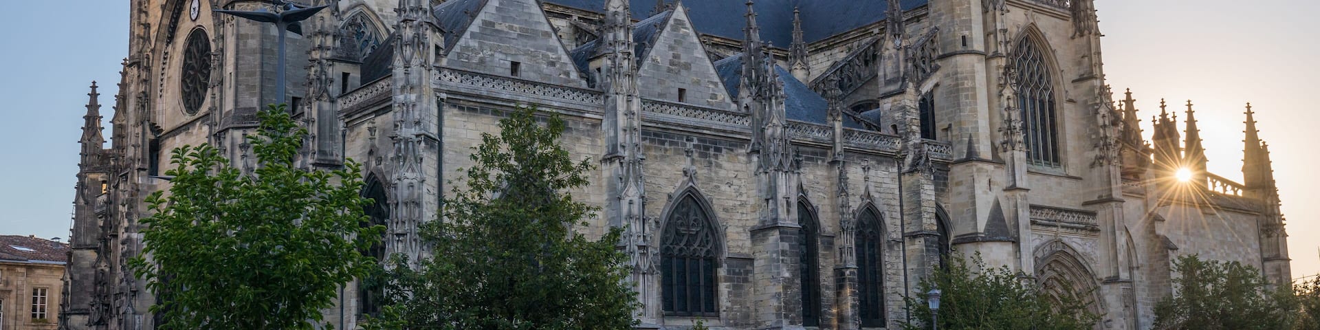 Saint-Michel famous Basicila in Bordeaux at sunrise