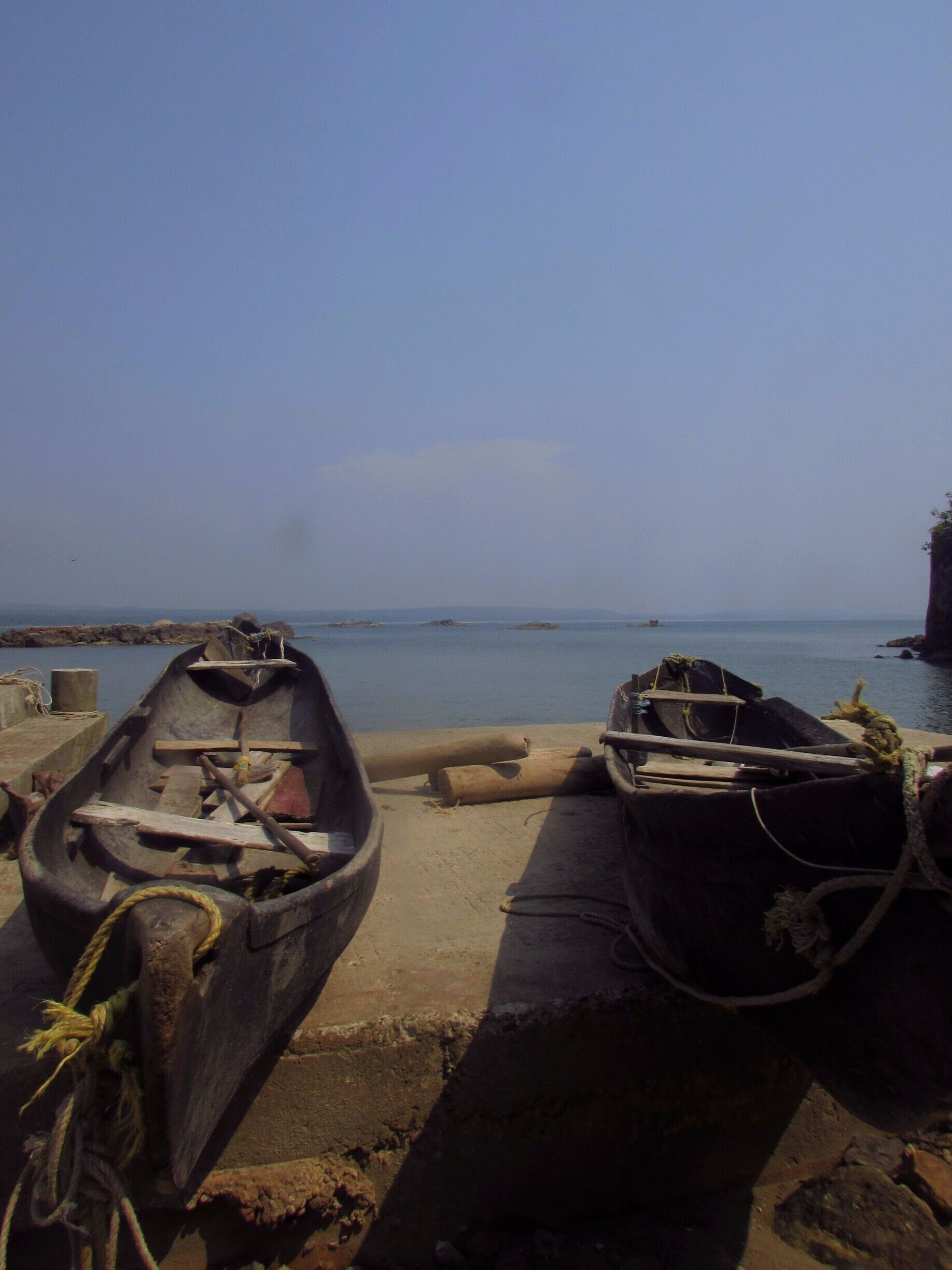 This sea fort is a popular tourist destination built by Maharaja Chatrapati Shivaji between 1664-67

A view from the fort's jetty