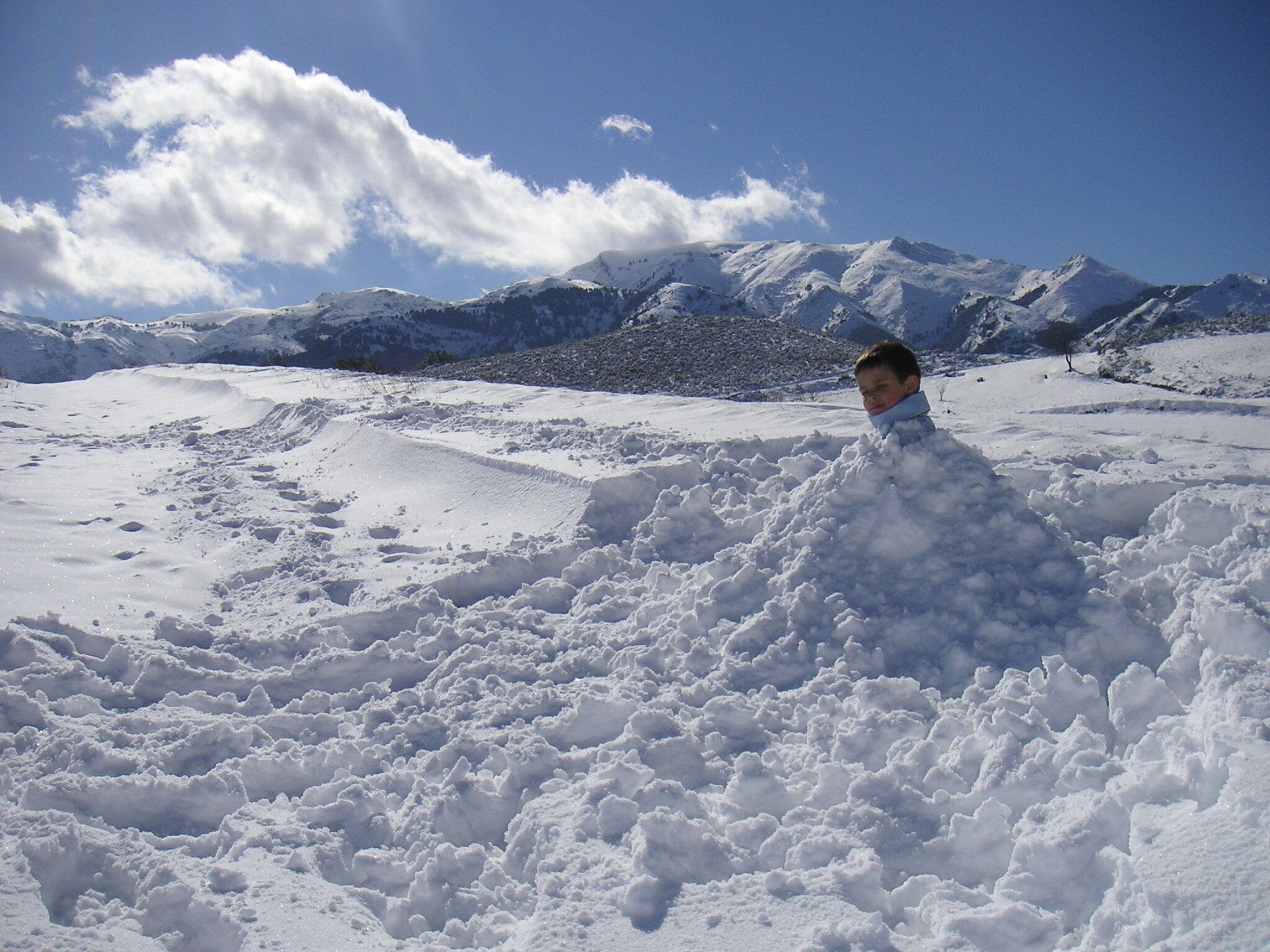 Mi hijo entrerrado en nieve, El Robledal