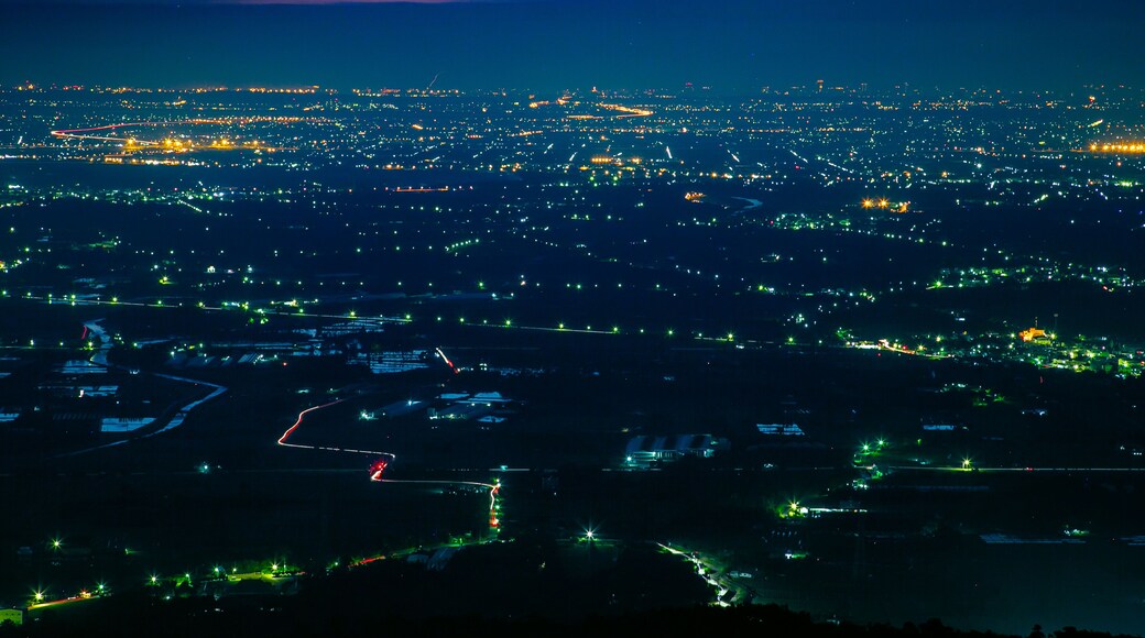 Taiwan Pingtung Taiwu Tribe Landscape; Shutterstock ID 1537892864; Purchase Order: SP-2376; Order Number: SP-2376 Hotels.com Go Guides; Client/Licensee: Hotels.com Lee Ban Twan; Job: Hotels.com Go Gui