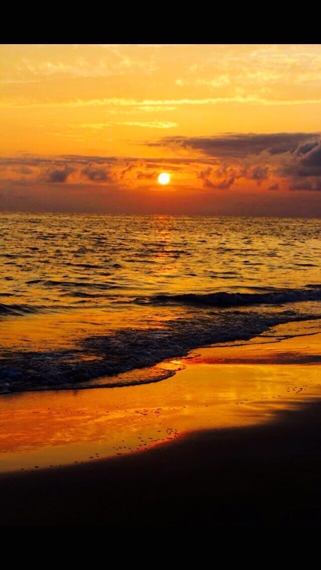 Loving my last sunset view at Golden Beach Taiwan #GoldenHour