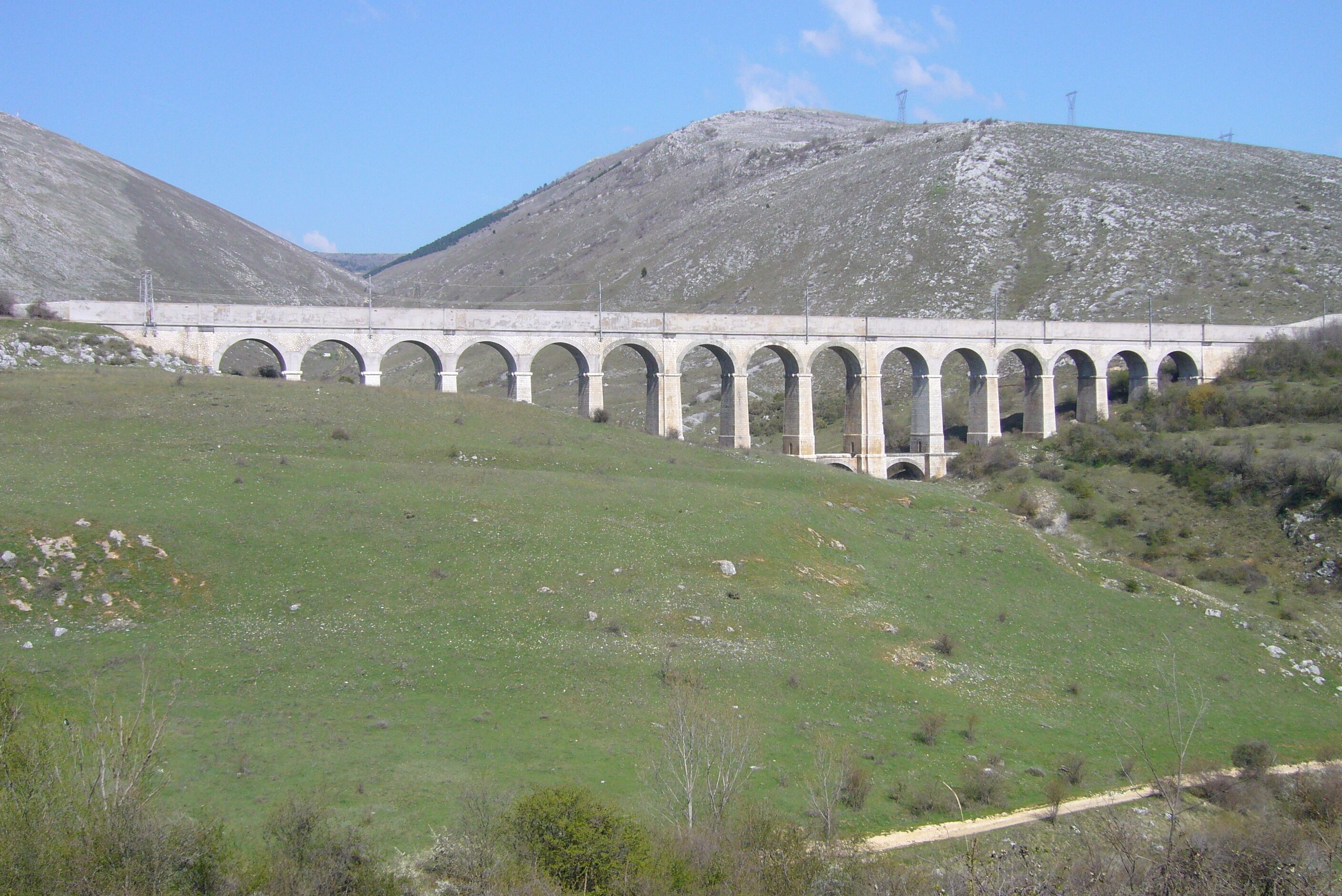 Pescina-Ponte della ferrovia