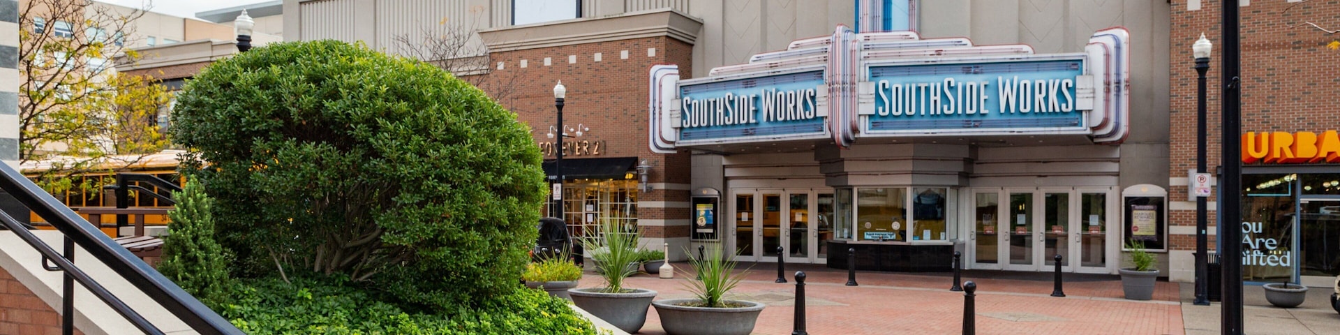 South Side Flats showing signage