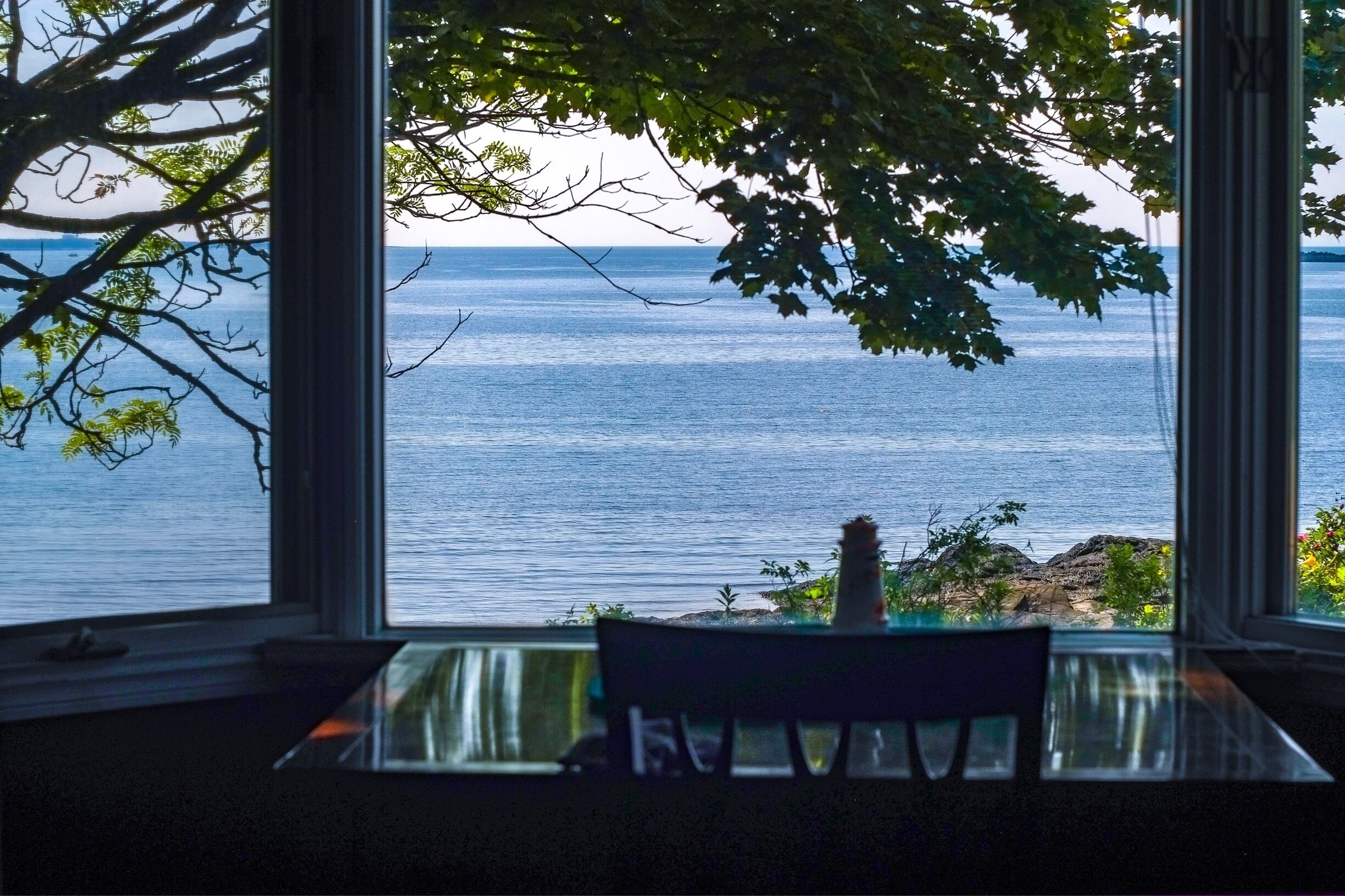 Clipper Shipp Beach Motel breakfast nook view of the Bay of Fundy.