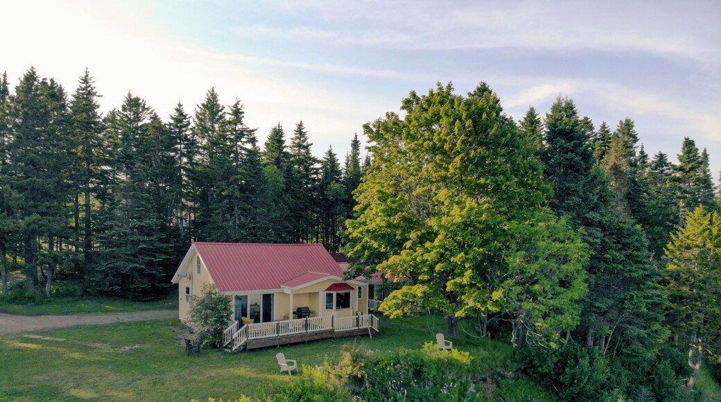 Clipper Shipp Motel cottages. A great location your own private beach.