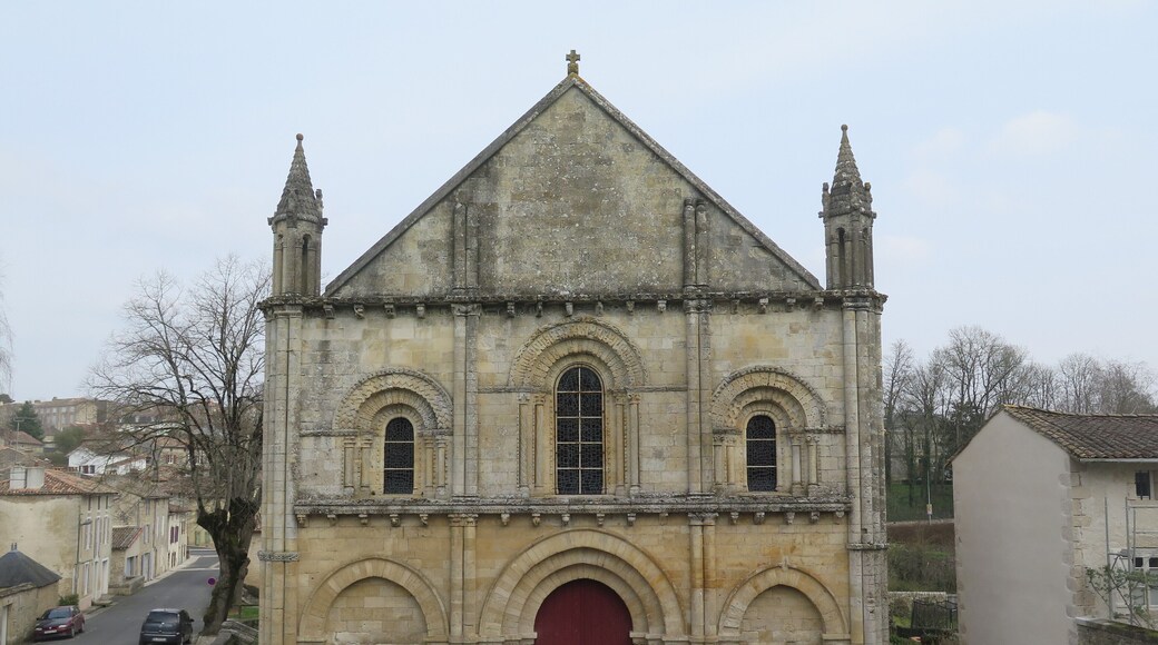 Ăglise Saint-Hilaire de Melle