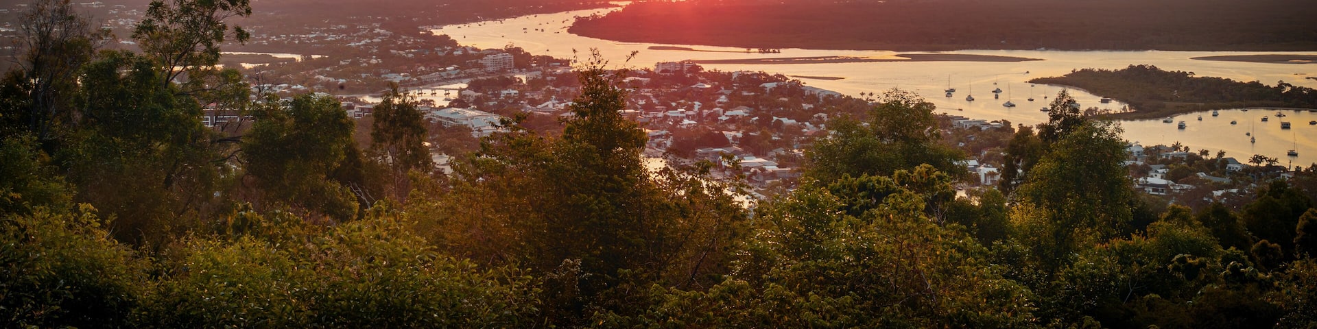 The view of the Noosa Head from Laguna Lookout in the sunset