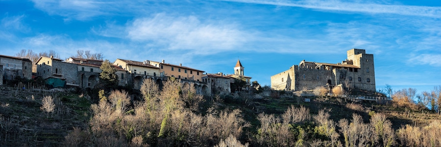 Medieval Castle of Lusuolo - Mulazzo Tuscany Italy