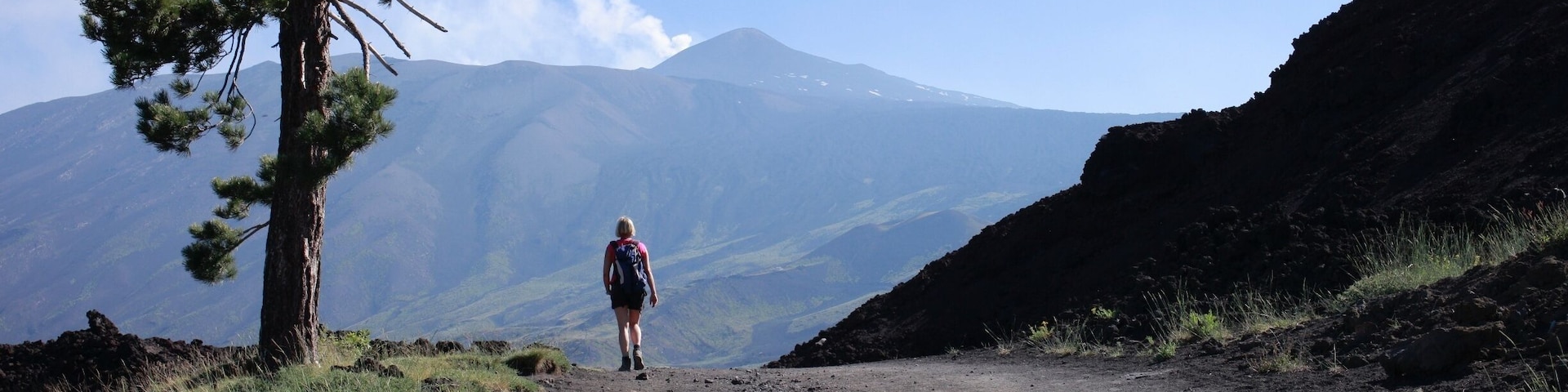 southern approach
volcano very active at the moment were unable to climb to the top so we walked around the the old lava flows which are now black rock nice for hiking/biking and nature