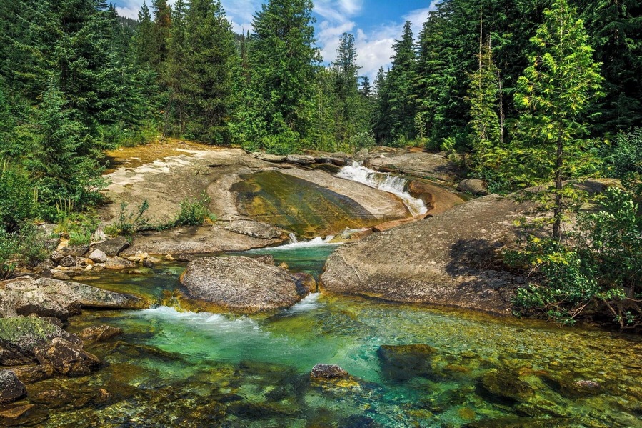 I found paradise, Its by Priest Lake... definitely one of the coolest natural pools of water in the area, very interesting hike! Had a natural waterslide too that people gathered around to use. Unreal. #BVStrove