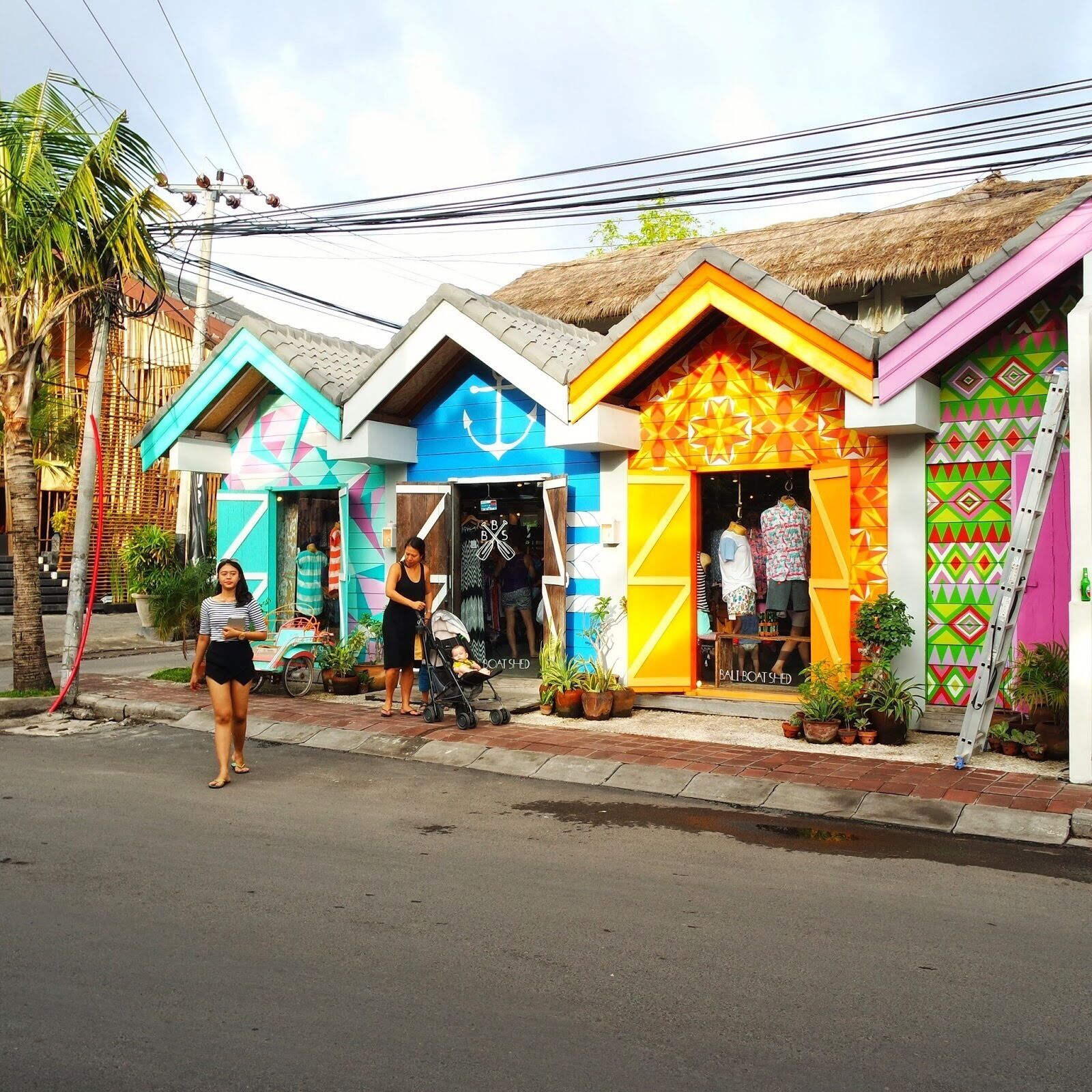 Head over to my blog www.ginnywhowanders.blogspot.com ☺️ When we saw this, we really thought this was cool and the colours were so vibrant so it definitely caught our eye! The stuff they sell inside are very trendy as well 😁 #Bali #wanderlust #ginnywhowanders #worlderlust #instagram #funtimes #indonesia #travelblogger #seminyak