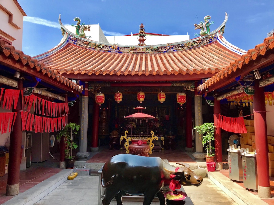 二林仁和宮殿內