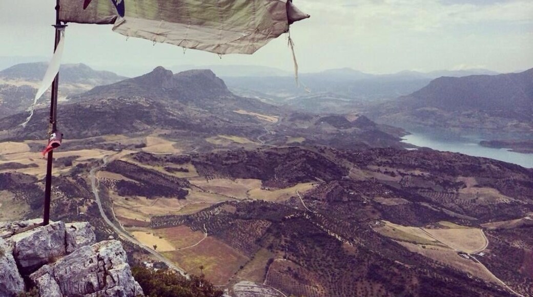 Algodonales South Paragliding Launch, Southern Spain.
A Real #Localgem spot for Paragliding !
#Andalucia #Spain