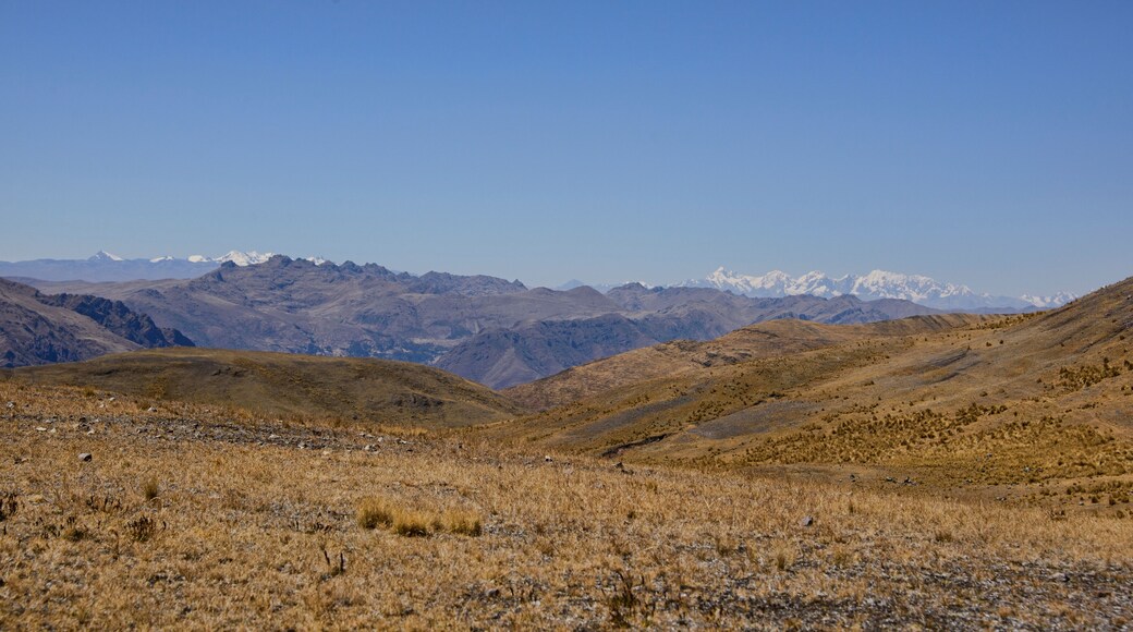 Beautiful sceneries on the Inca Trail to the ruins of Huchuy Qosqo, Sacred Valley, Peru
