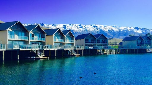Stay at this hotel whilst visiting Wanaka. It has beautiful surroundings and lots of wineries nearby