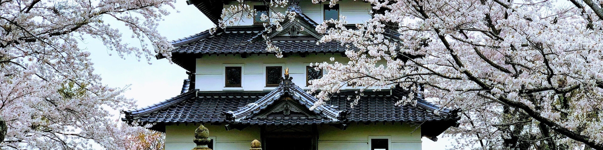 Very little tourists here. There’s only one couple here when we arrived.