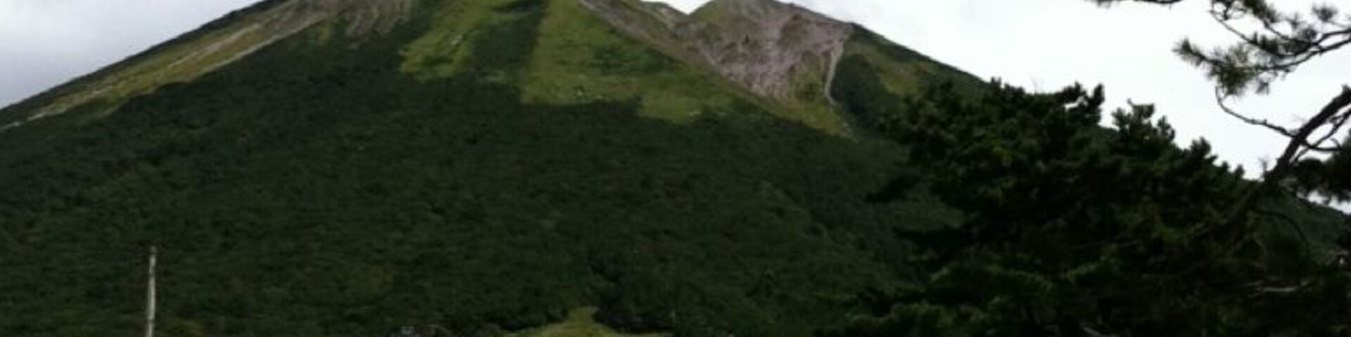 In September beautiful view of Daisen. You can take a lift up to 800m high.