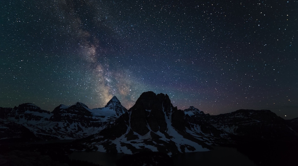 Milky Way above mount Assiniboine