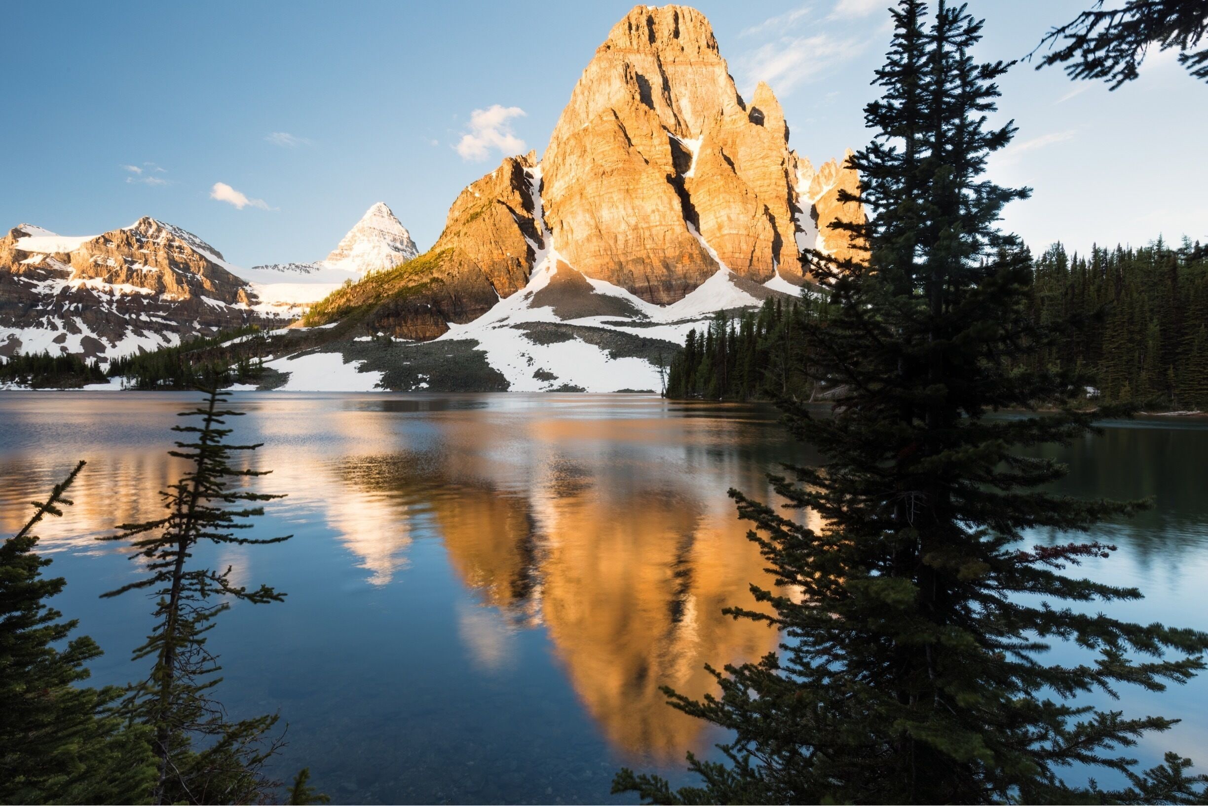 Sunburst lake early morning #parks 