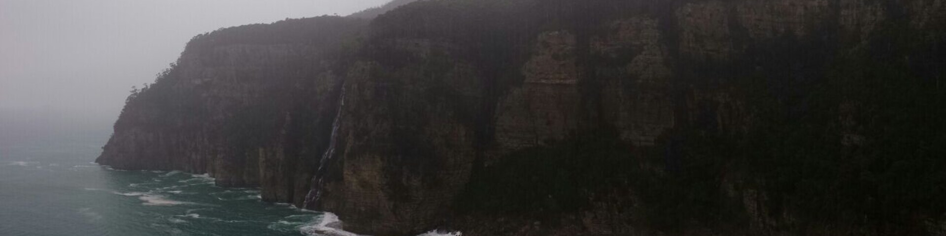 The Waterfall Bay Hike in Tasmania is by far one of my favorite hikes. 75% of the time your are on the edge of the cliff looking out at the water below.