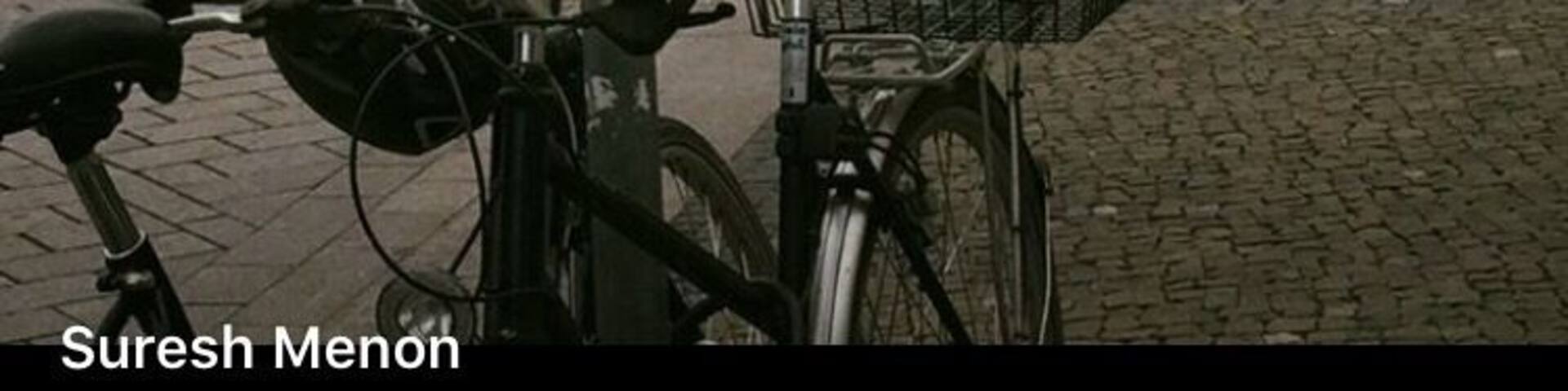 Late night visit is better the lights bring yellow stones to life and look magnificent