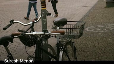 Late night visit is better the lights bring yellow stones to life and look magnificent