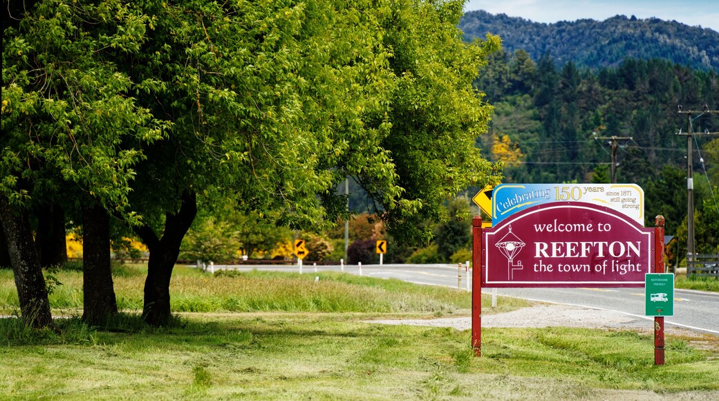 Reefton entrance sign at the north entry to Reefton on state highway 69.
