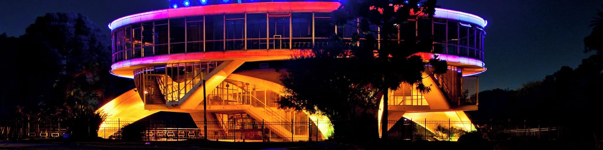 This is a photo of an Argentine monument identified by the ID