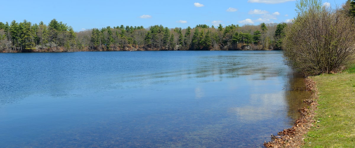 Lake Chaubunagungamaug aka Webster Lake in spring in town of Webster, Massachusetts MA, USA. The original name Lake is the longest name in US.