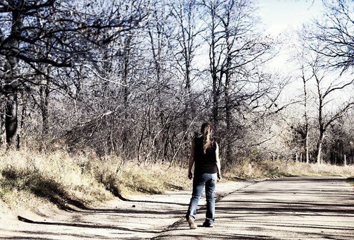 Incredible hiking at Sully ... nice natural wood lined trails!