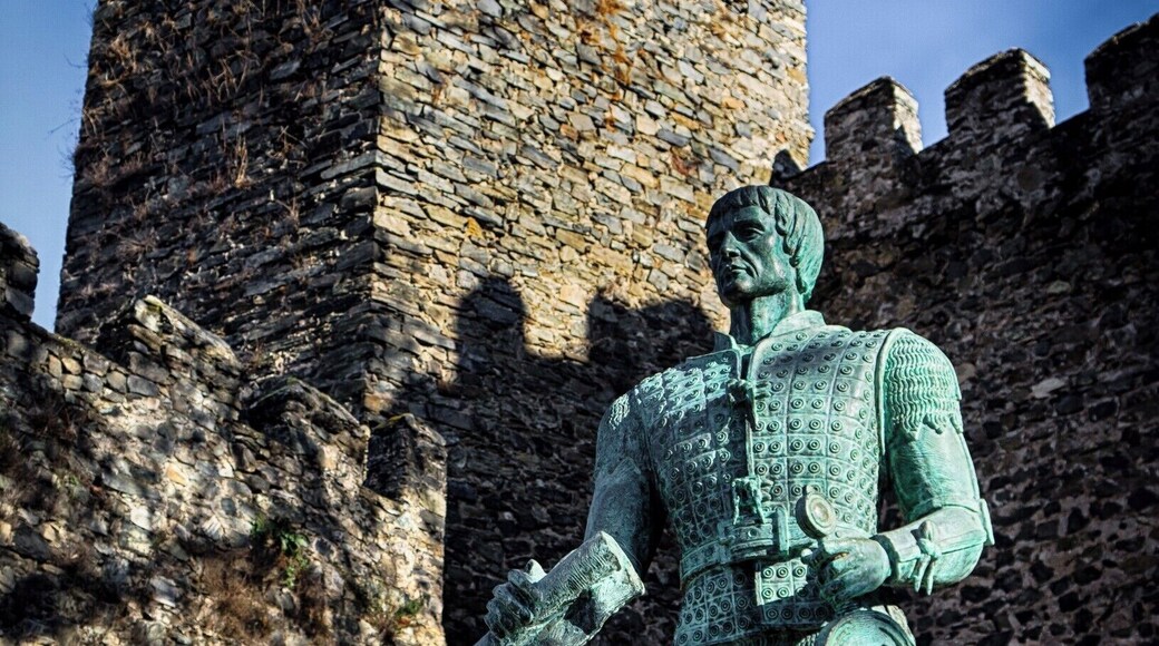 Visiting the #beautiful #medieval #town of #Braganza #Portugal
#Braganca #Castle #City #day #europe #historic #history #Minho #old #outdoors #photography #sculpture #Statue #streetphotography #Travel #TravelPhotography #Traveling #Wall