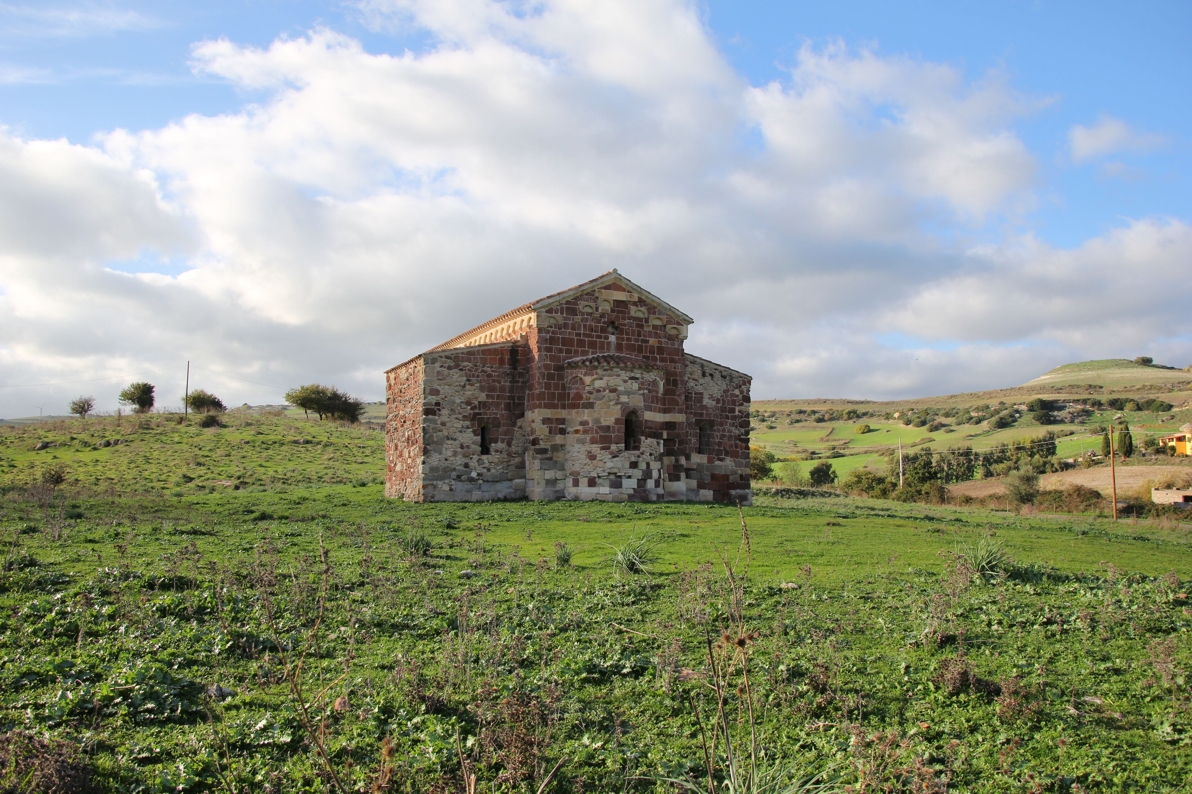 Chiaramonti - Chiesa di Santa Maria Maddalena, probabilmente parrocchiale dell'antico villaggio di Orrea Pithinna